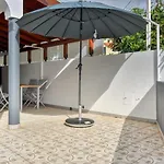 Nidia's Place, A In Madeira 公寓 *