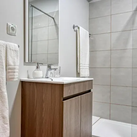 Nidia's Place, A In Madeira * Machico (Madeira)