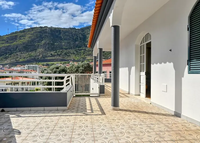 Nidia's Place, A In Madeira ماتشيكو